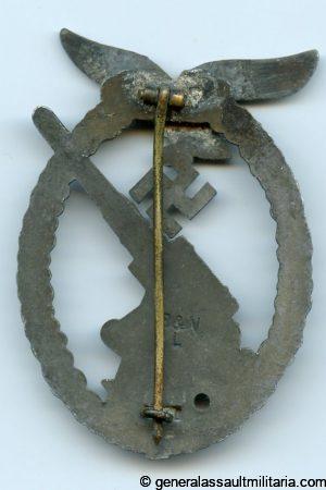 Luftwaffe flak badge - Berg & Nolte, Lüdenscheid