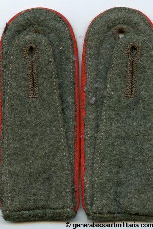 Stug/Artillery (245) shoulder boards