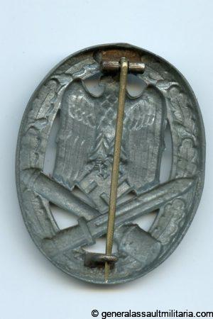 General assault badge - ''Deep pan'' variant