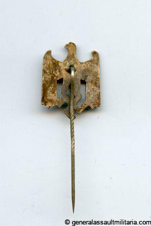 Heer eagle stick pin