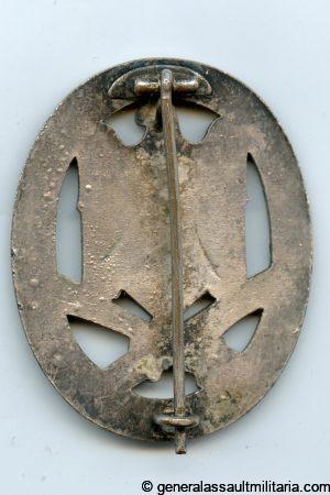 General assault badge - Unknown maker "Halfmoon"