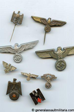 Small lot of eagle pins