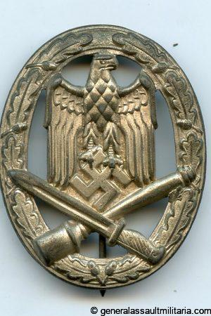 General assault badge in silver - Paul Meybauer, Berlin