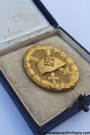 Wound badge in gold + case - Hauptmünzamt Wien