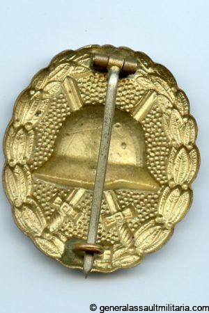WW1 style gold wound badge
