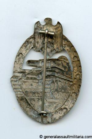 Panzer assault badge in silver - C.E. Juncker, Berlin