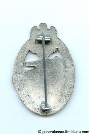 Panzer assault badge in silver - 'Vienna design - scooped flatback'