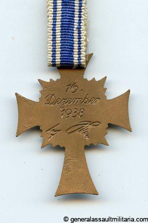 Mothers cross in bronze