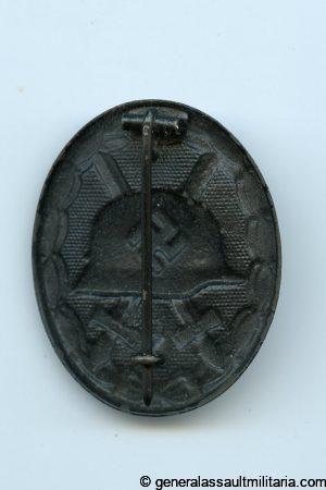 Wound badge in black - Unknown maker