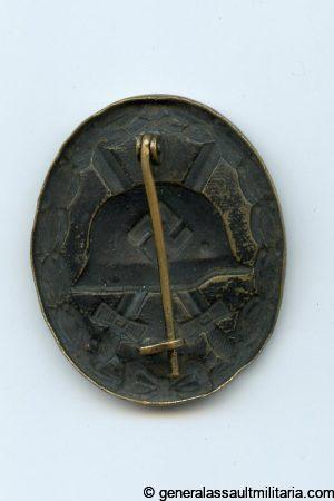Wound badge in black - Unknown maker