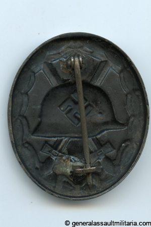Wound badge in black – ”Unknown maker”