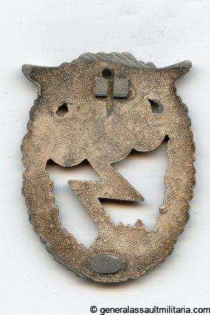 Luftwaffe ground assault badge - Arno Wallpach, Salzburg