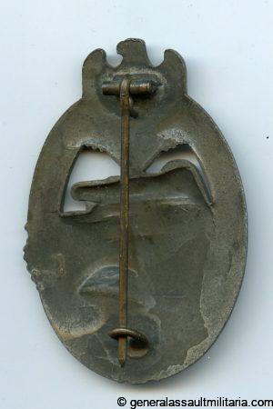 Panzer assault badge in bronze - Unknown maker ''Daisy''