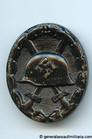 Wound badge in black - Unknown maker
