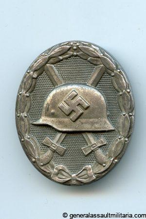 Wound badge in silver - Steinhauer & Lück, Lüdenscheid