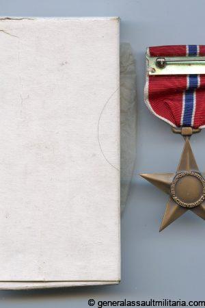 WWII bronze star with wrap and white box