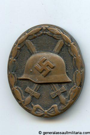 Wound badge in black - Carl Wild, Hamburg