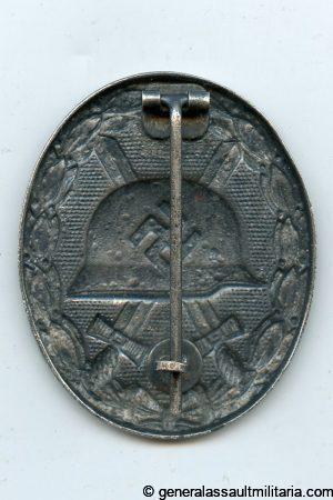 Wound badge in silver - Übergrosse Wiedmann variant