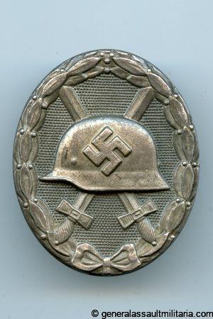Wound badge in silver - Steinhauer & Lück, Lüdenscheid.