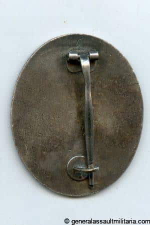 Wound badge in silver - Deschler & Sohn, München