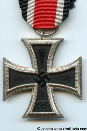 Iron cross second class Schinkel frame – Wilhelm Deumer, Lüdenscheid
