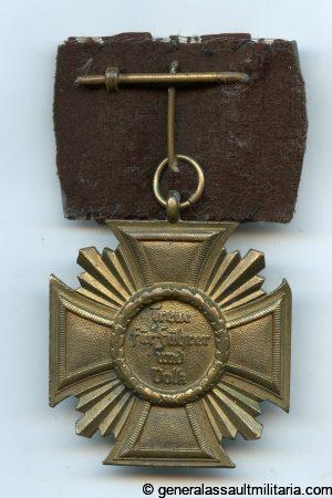 NSDAP 10 year loyal service medal - Unknown maker