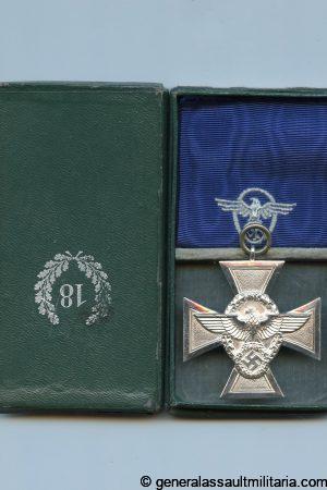 18y police service medal cased - unknown maker