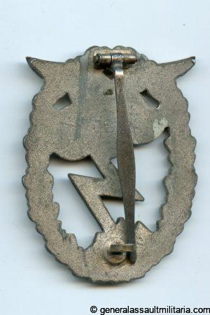 Luftwaffe ground assault badge - C.E. Juncker, Berlin