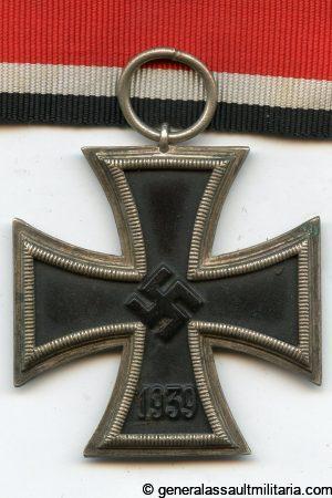 Iron cross second class - "Übergrosse little brother"