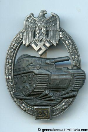 Numbered panzer assault badge in silver 25 - Josef Felix & Söhne, Gablonz