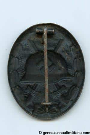 Wound badge in black - Unknown maker