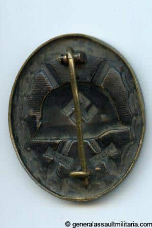 Wound badge in black - Unknown maker