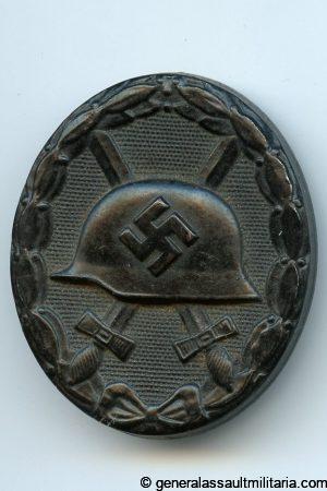 Wound badge in black - L/18 B.H. Mayer, Pforzheim