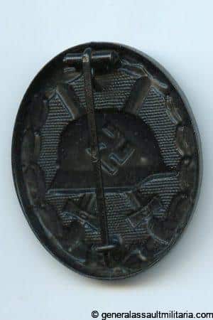 Wound badge in black - L/18 B.H. Mayer, Pforzheim
