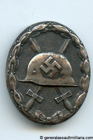 Wound badge in black - L/56 Funke & Brüninghaus, Lüdenscheid