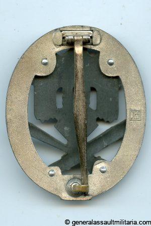 Numbered general assault badge 25 – Josef Felix & Söhne, Gablonz