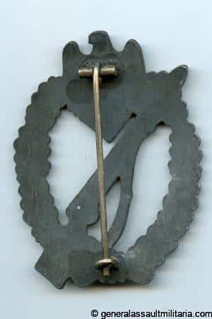 Infantry assault badge in silver - 4 Vein ShuCo design