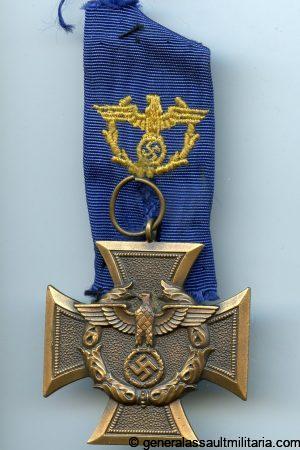 Customs long service medal