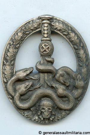 Anti partisan badge in silver – C.E. Juncker, Berlin. type 4