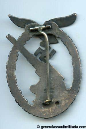 Luftwaffe flak badge - C.E. Juncker, Berlin