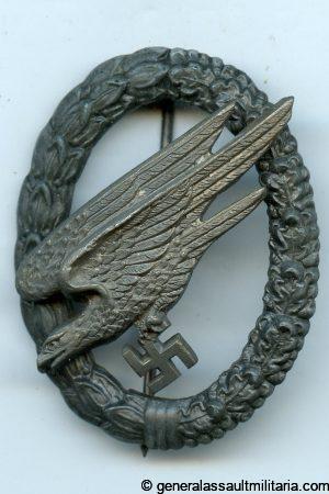 Luftwaffe paratrooper badge - C.E. Juncker, Berlin