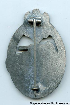 Panzer assault badge in silver - 'Rocky'