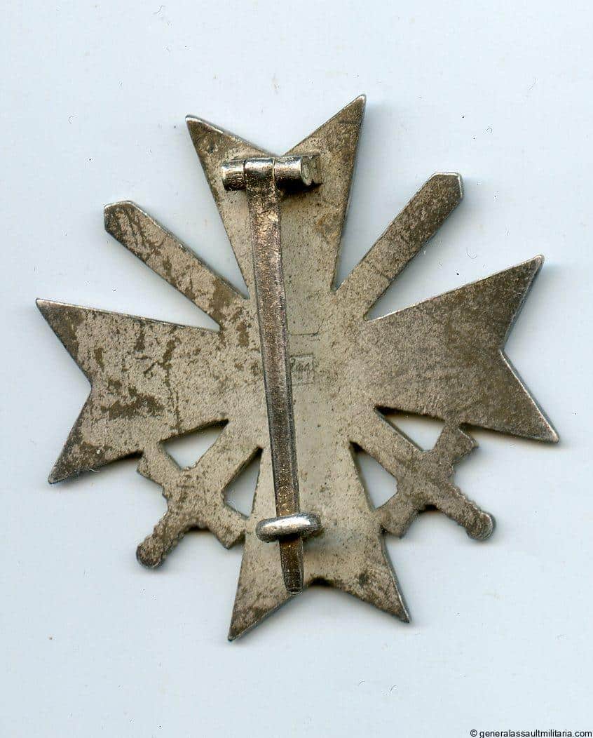 War merit cross with swords - L/11 Wilhelm Deumer, Lüdenscheid