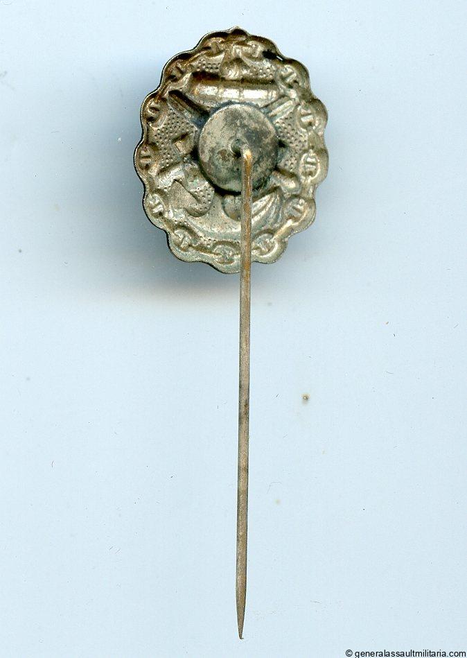 Imperial Kriegsmarine wound badge in black 23mm stickpin