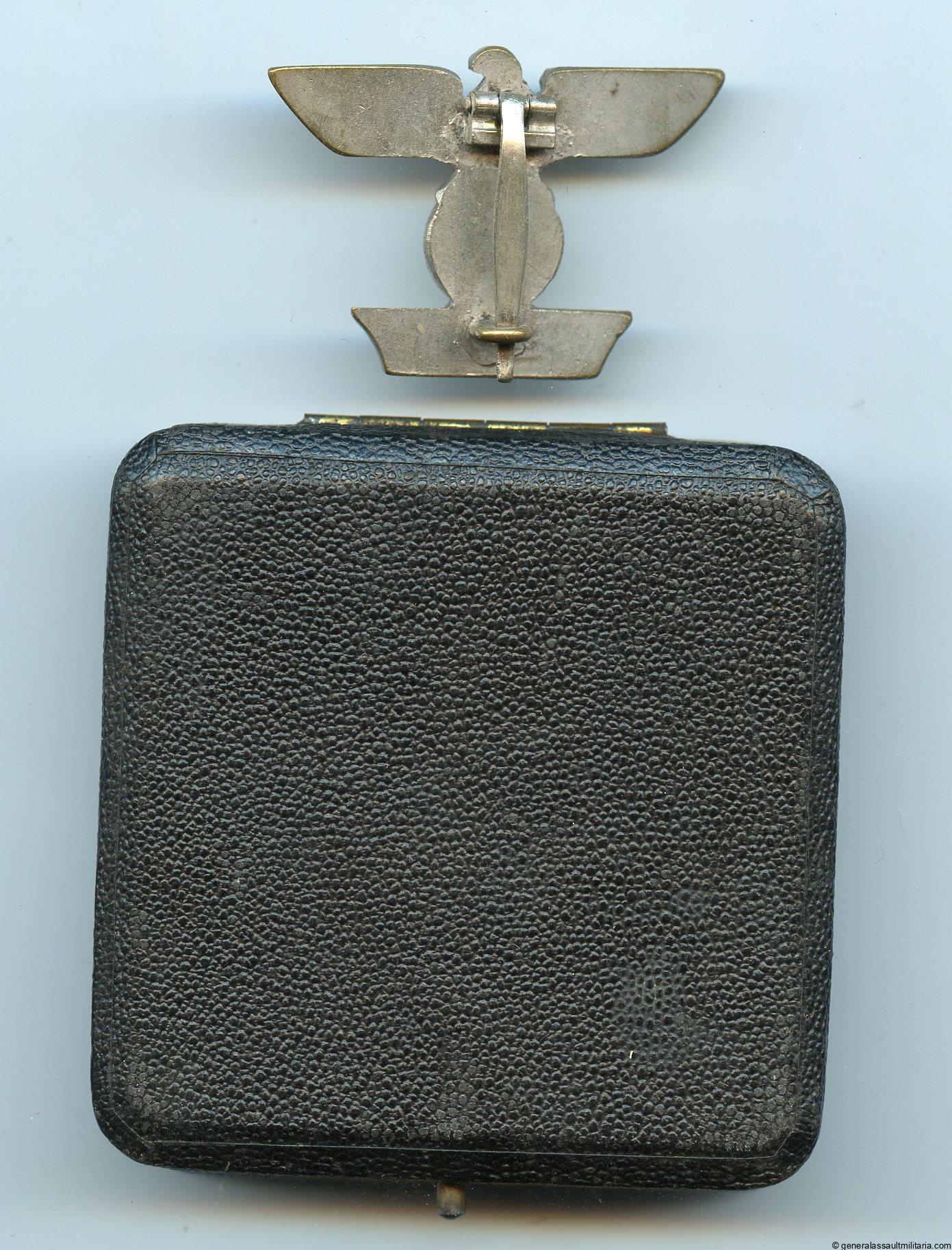 Iron cross 1st class repeat clasp cased - C.E. Juncker, Berlin