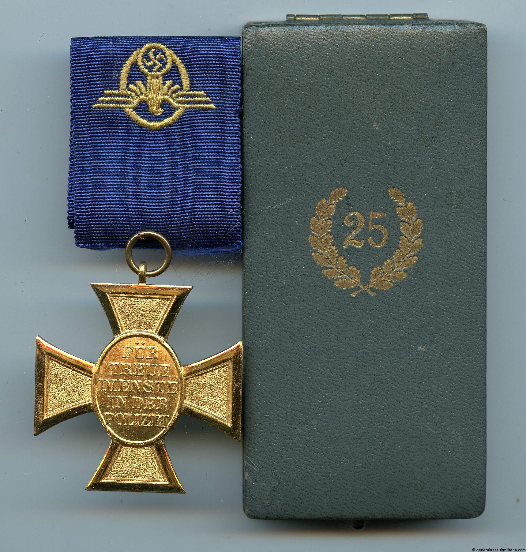 25 year police medal cased