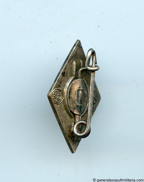 Hilter youth membership badge - RZM M1/154