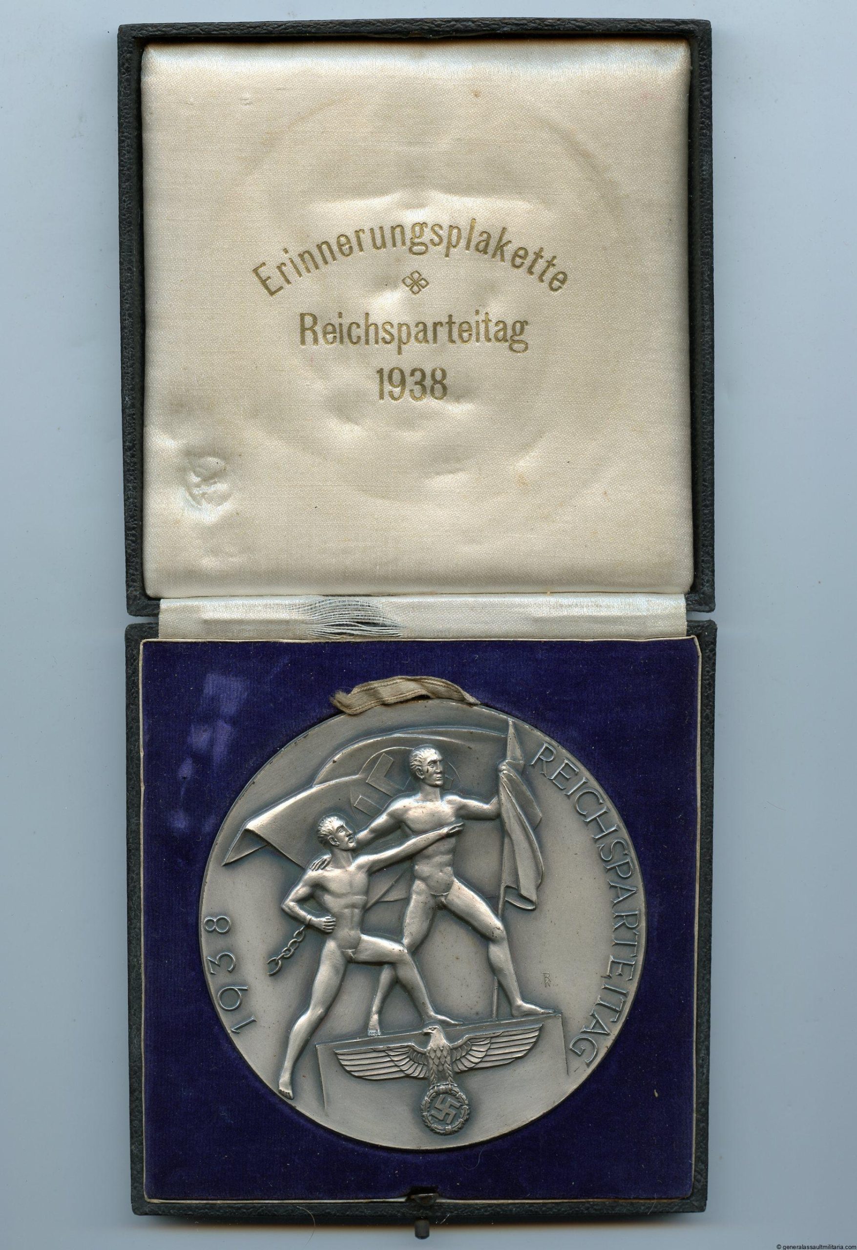 Reichsparteitag 1938 table medal cased