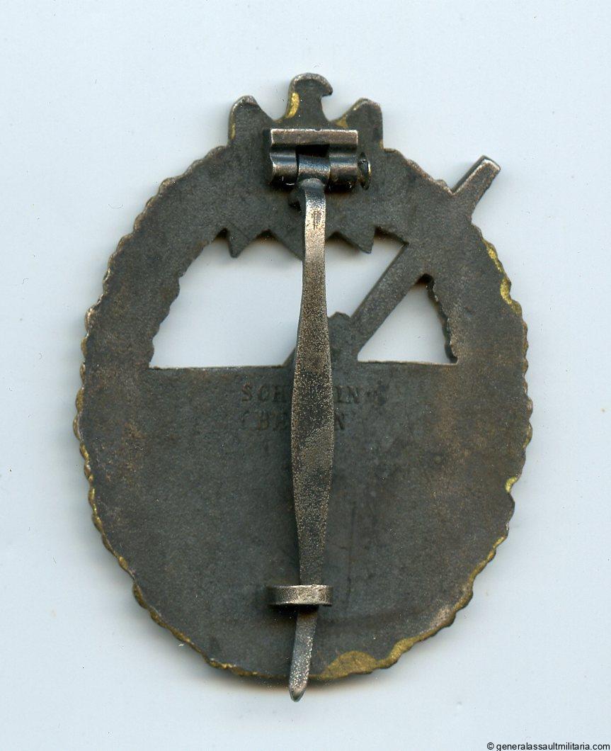 Kriegsmarine Coastal artillery badge – Schwerin Berlin