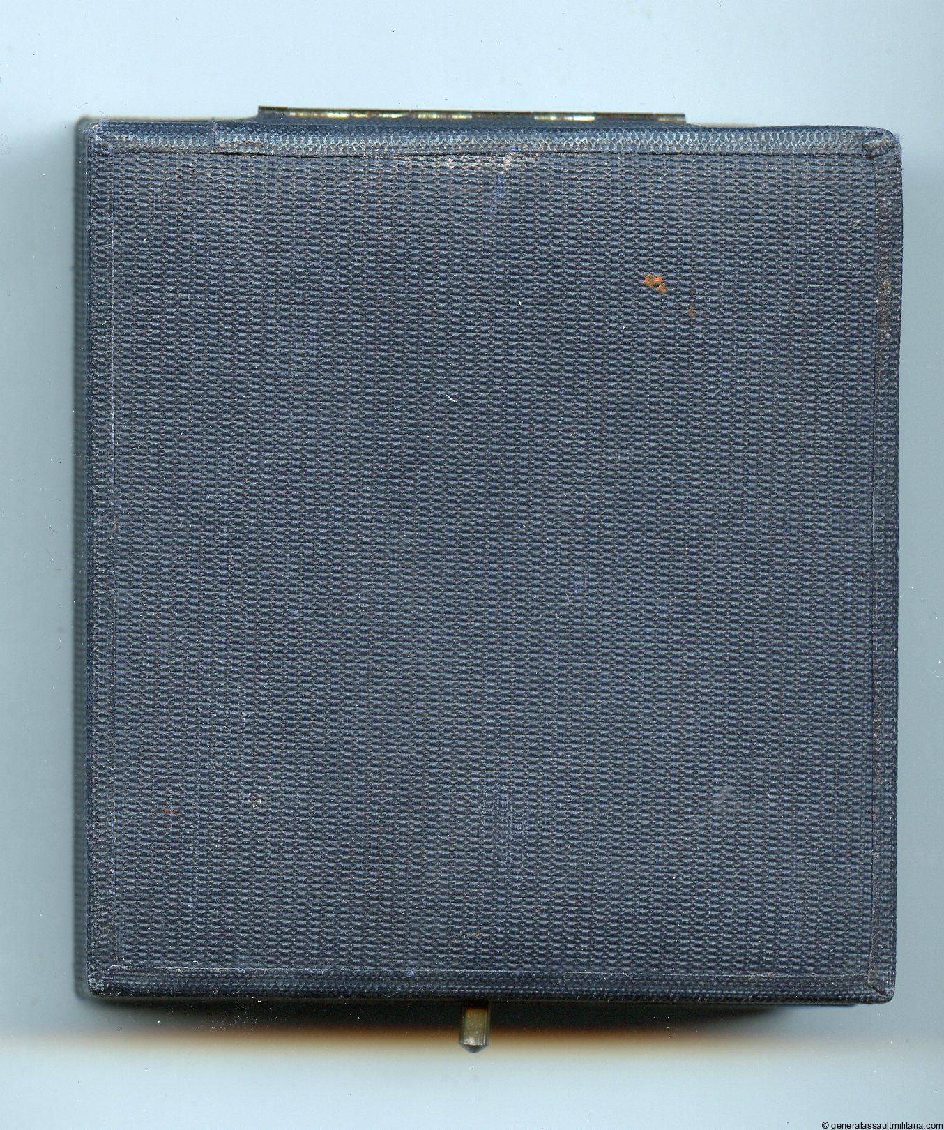 Luftwaffe pilot badge case - J1,J2,D1